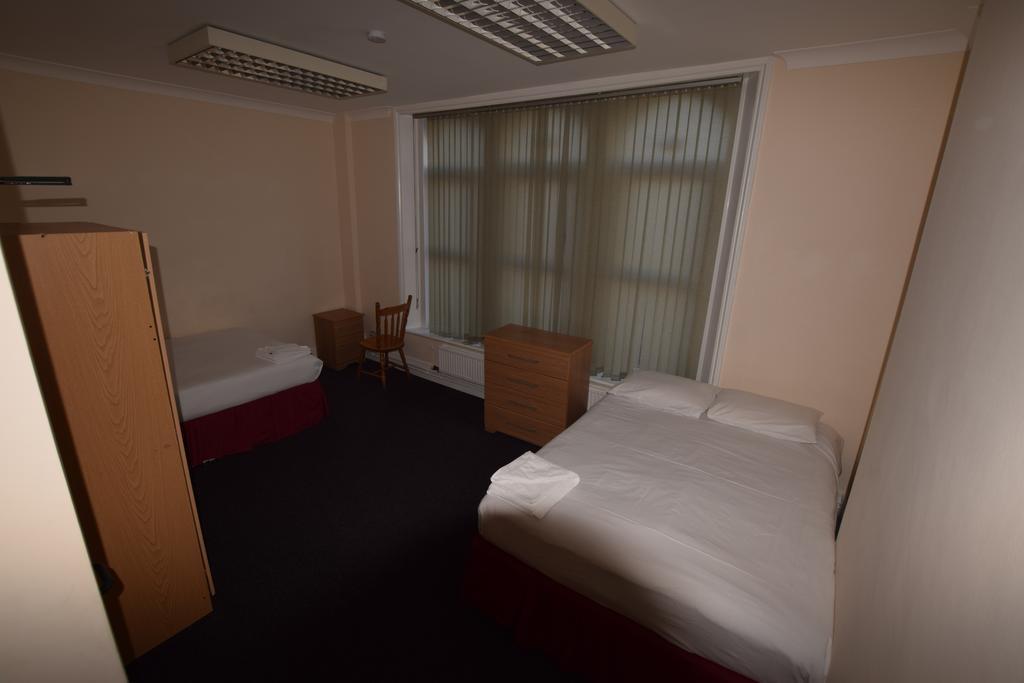 York Hotel Ίλφορντ Εξωτερικό φωτογραφία